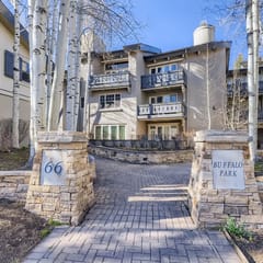 2-66 Arrowhead Circle-Buff Prk8