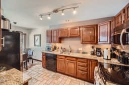 2-880 Homestead Drive - H33 - Image 5