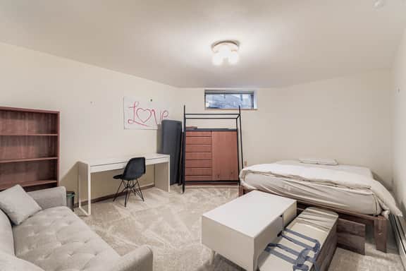 2-4966 Juniper Lane, B (East) - Image 4